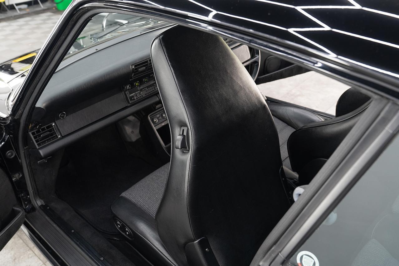 Porsche 911 Saloon 3.2 Manual Petrol