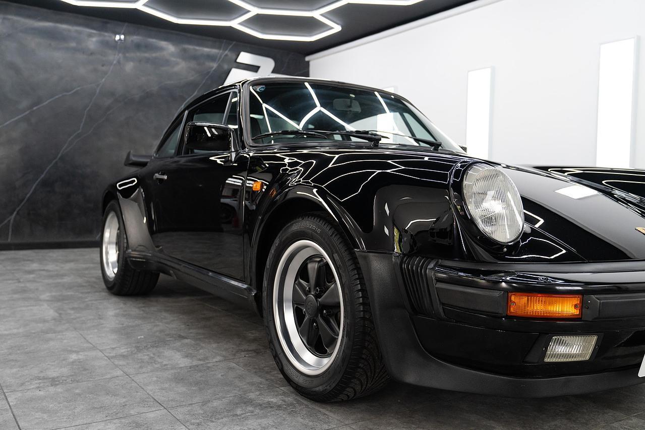 Porsche 911 Saloon 3.2 Manual Petrol