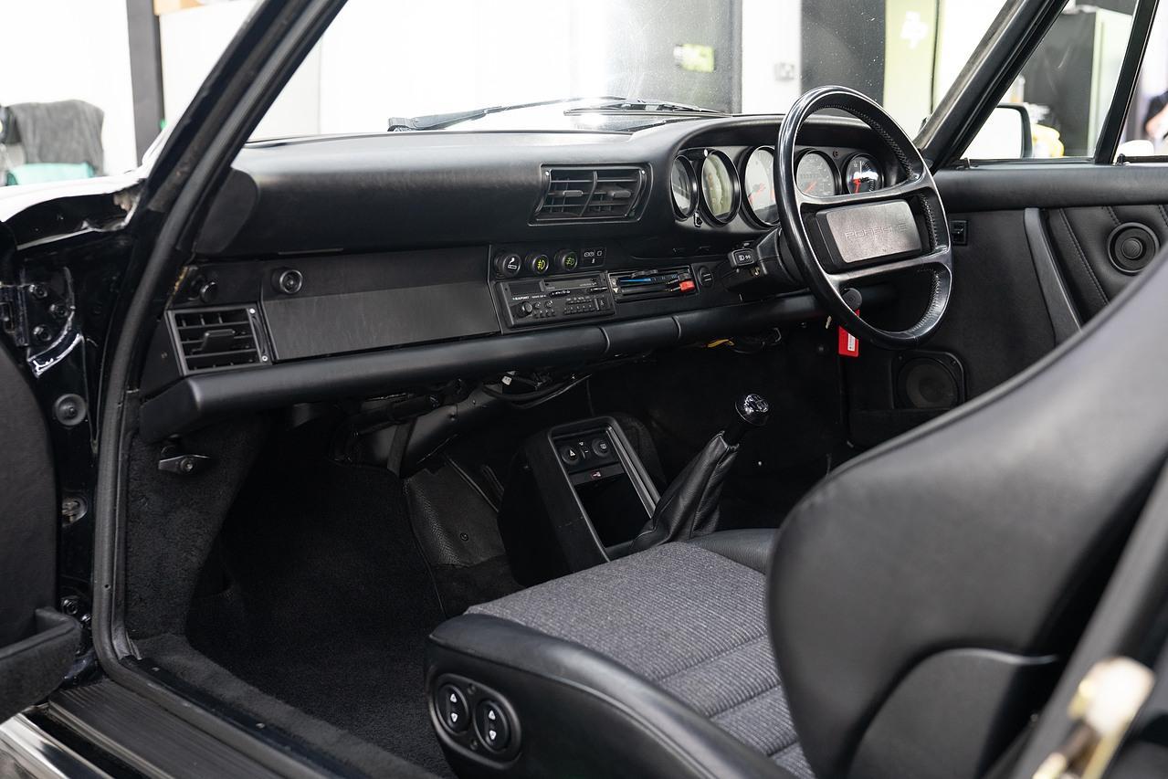 Porsche 911 Saloon 3.2 Manual Petrol