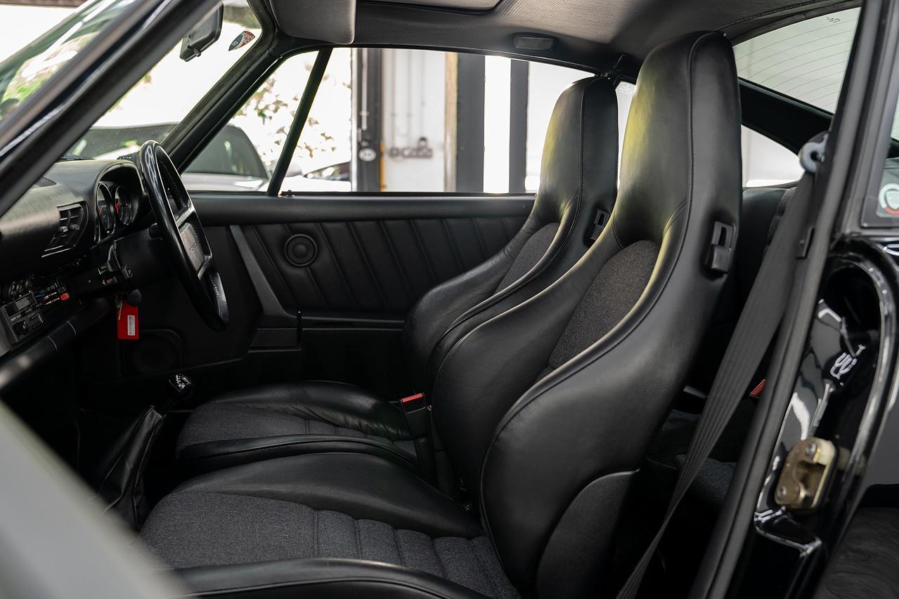 Porsche 911 Saloon 3.2 Manual Petrol