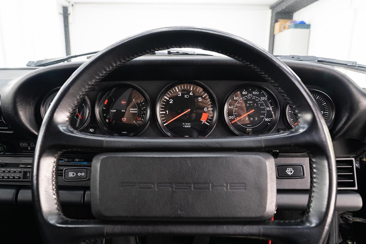 Porsche 911 Saloon 3.2 Manual Petrol