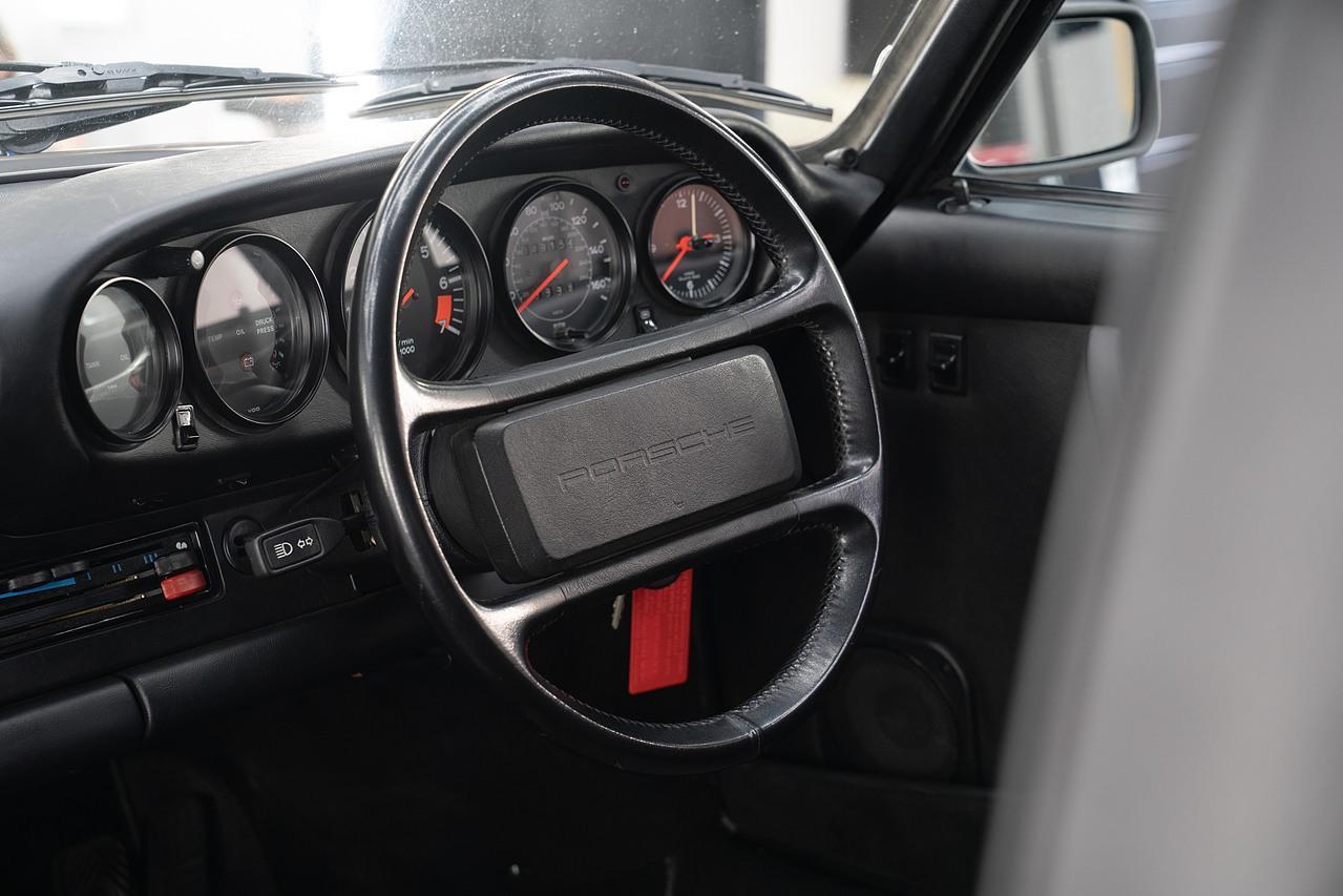 Porsche 911 Saloon 3.2 Manual Petrol