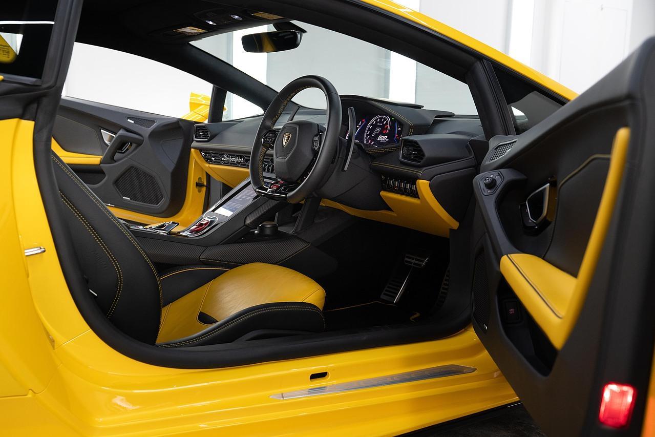 Lamborghini Huracan 5.2 V10 LP 640-4 EVO Coupe 2dr Petrol LDF 4WD Euro 6 (s/s) (640 ps)