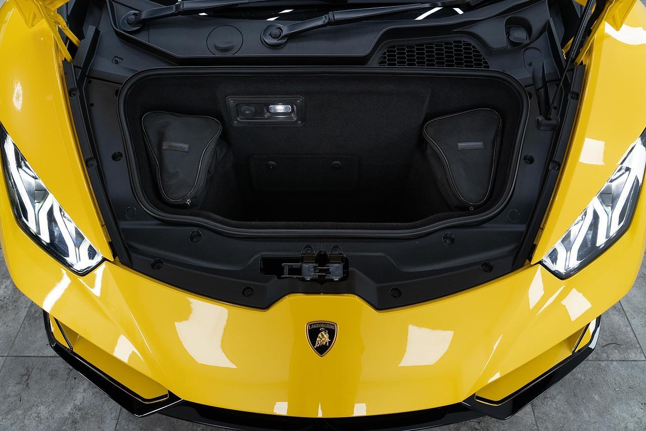 Lamborghini Huracan 5.2 V10 LP 640-4 EVO Coupe 2dr Petrol LDF 4WD Euro 6 (s/s) (640 ps)