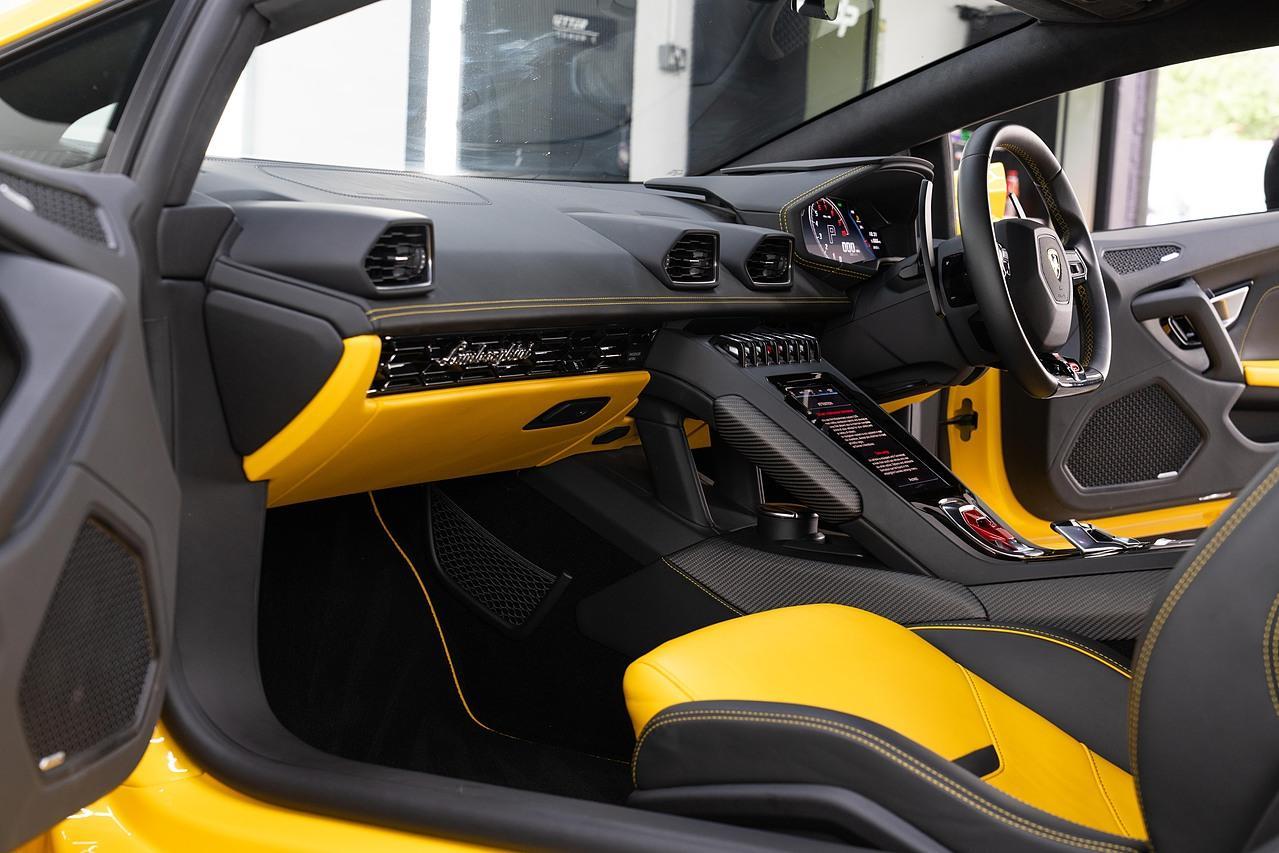 Lamborghini Huracan 5.2 V10 LP 640-4 EVO Coupe 2dr Petrol LDF 4WD Euro 6 (s/s) (640 ps)