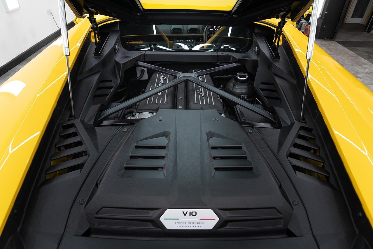 Lamborghini Huracan 5.2 V10 LP 640-4 EVO Coupe 2dr Petrol LDF 4WD Euro 6 (s/s) (640 ps)