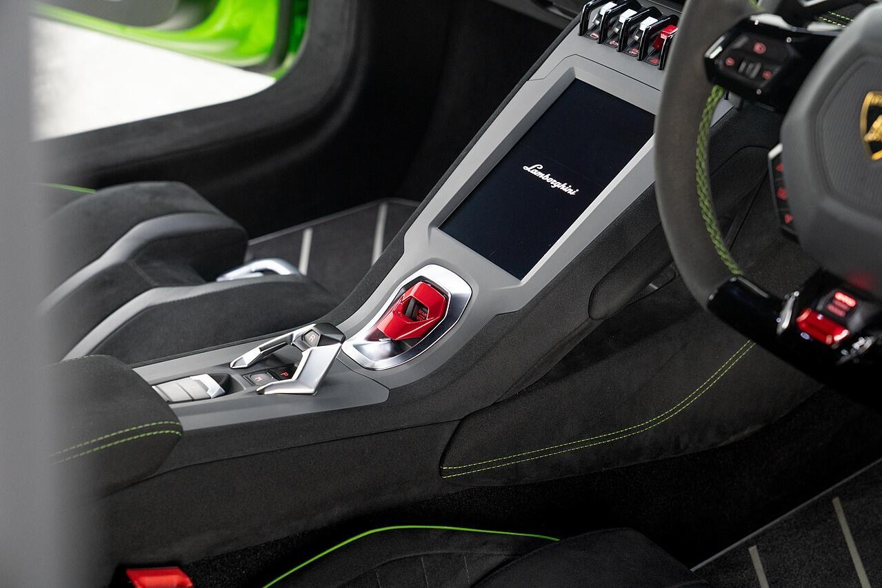 Lamborghini Huracan STO 5.2 V10 LP 640-2 STO Coupe 2dr Petrol LDF Euro 6 (s/s) (640 ps)