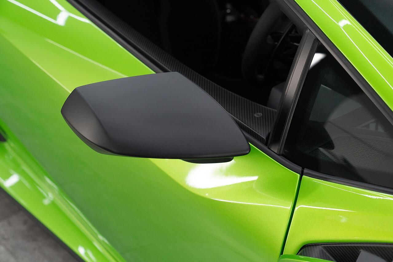 Lamborghini Huracan STO 5.2 V10 LP 640-2 STO Coupe 2dr Petrol LDF Euro 6 (s/s) (640 ps)