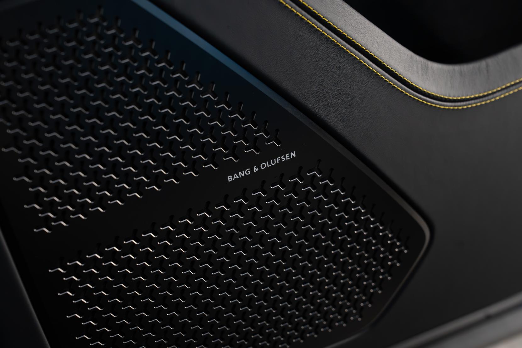 Lamborghini Urus 4.0 V8 BiTurbo 25.9kWh SE SUV 5dr Petrol Plug-in Hybrid Auto 4WD Euro 6 (800 ps)