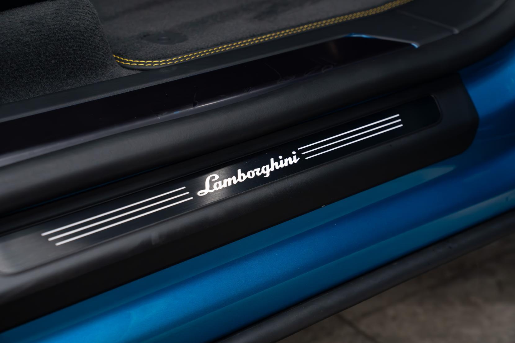 Lamborghini Urus 4.0 V8 BiTurbo 25.9kWh SE SUV 5dr Petrol Plug-in Hybrid Auto 4WD Euro 6 (800 ps)