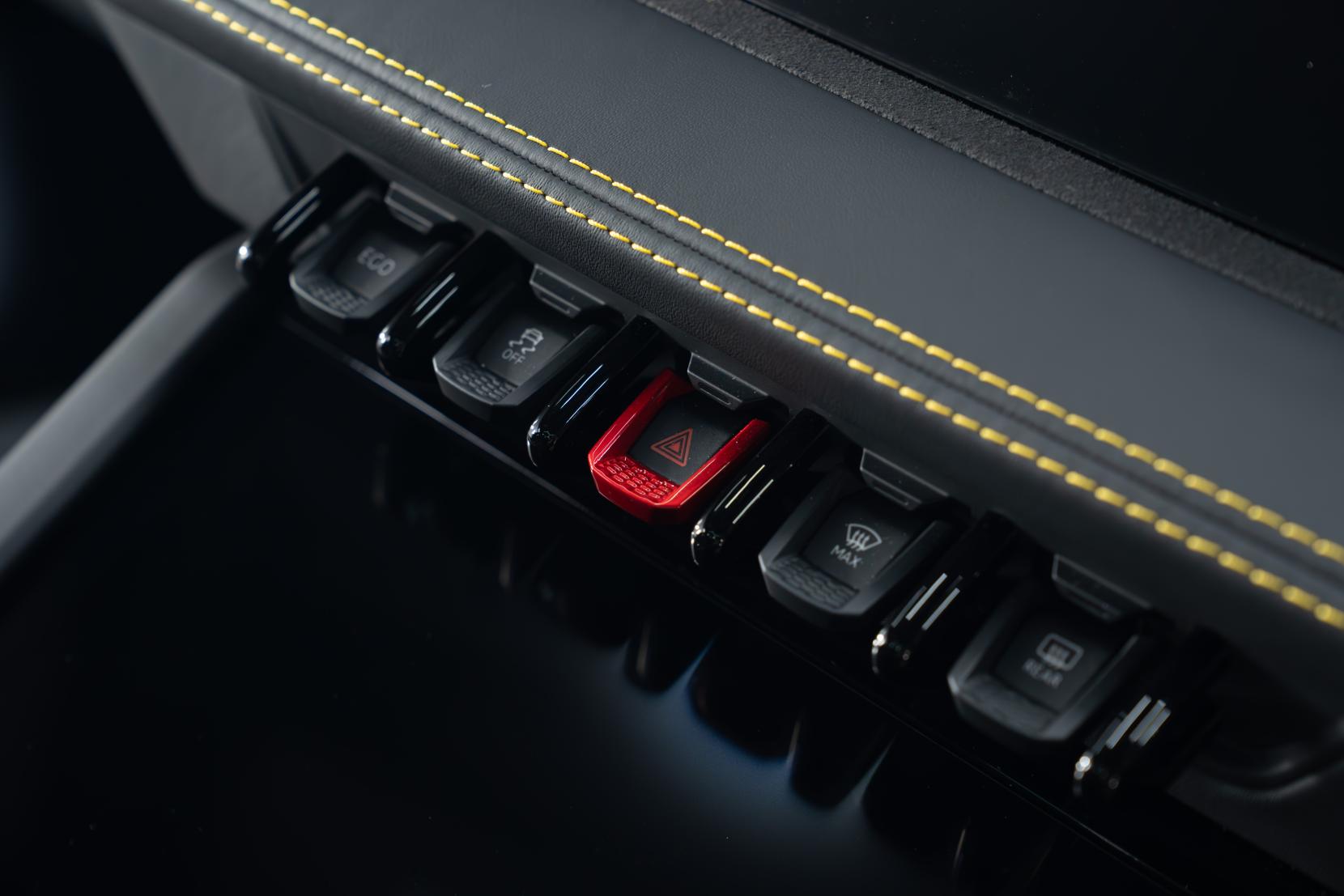 Lamborghini Urus 4.0 V8 BiTurbo 25.9kWh SE SUV 5dr Petrol Plug-in Hybrid Auto 4WD Euro 6 (800 ps)