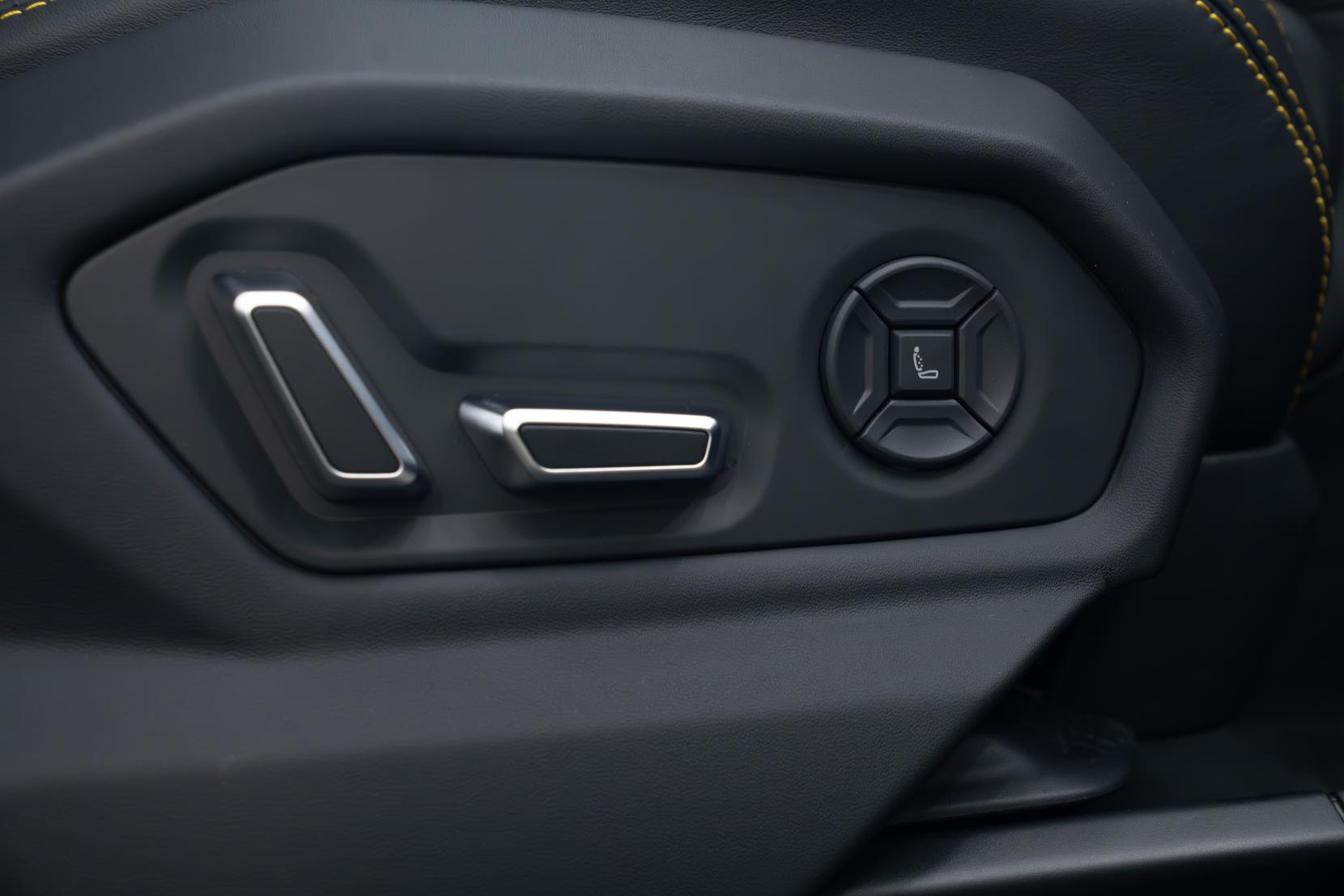 Lamborghini Urus 4.0 V8 BiTurbo 25.9kWh SE SUV 5dr Petrol Plug-in Hybrid Auto 4WD Euro 6 (800 ps)