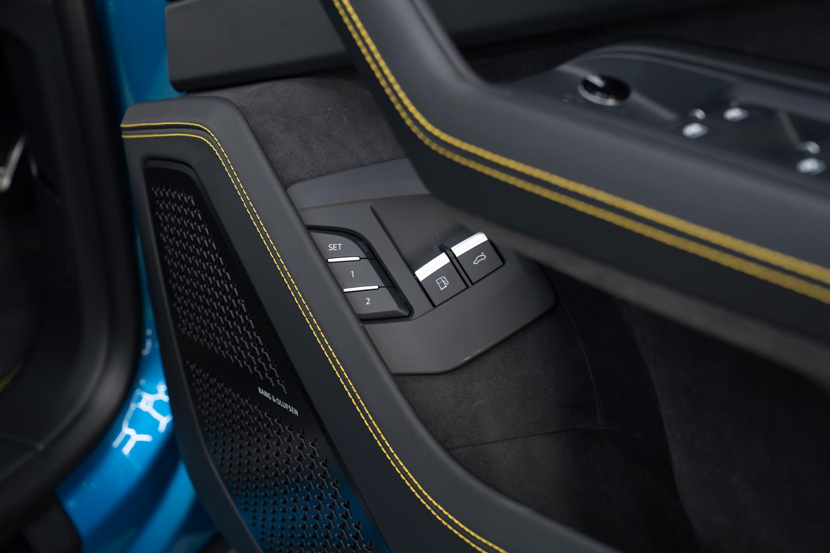 Lamborghini Urus 4.0 V8 BiTurbo 25.9kWh SE SUV 5dr Petrol Plug-in Hybrid Auto 4WD Euro 6 (800 ps)