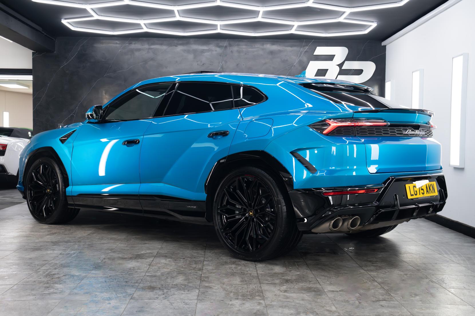 Lamborghini Urus 4.0 V8 BiTurbo 25.9kWh SE SUV 5dr Petrol Plug-in Hybrid Auto 4WD Euro 6 (800 ps)