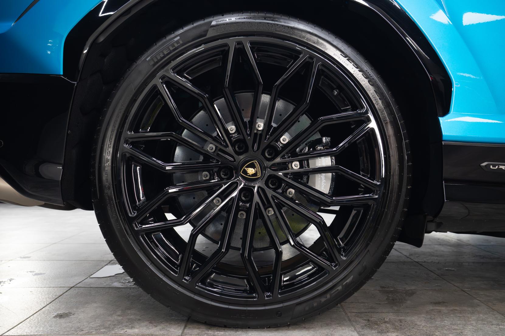 Lamborghini Urus 4.0 V8 BiTurbo 25.9kWh SE SUV 5dr Petrol Plug-in Hybrid Auto 4WD Euro 6 (800 ps)