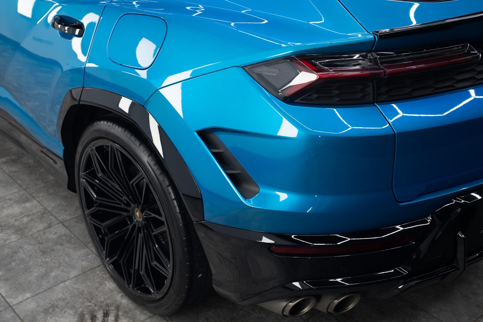 Lamborghini Urus 4.0 V8 BiTurbo 25.9kWh SE SUV 5dr Petrol Plug-in Hybrid Auto 4WD Euro 6 (800 ps)
