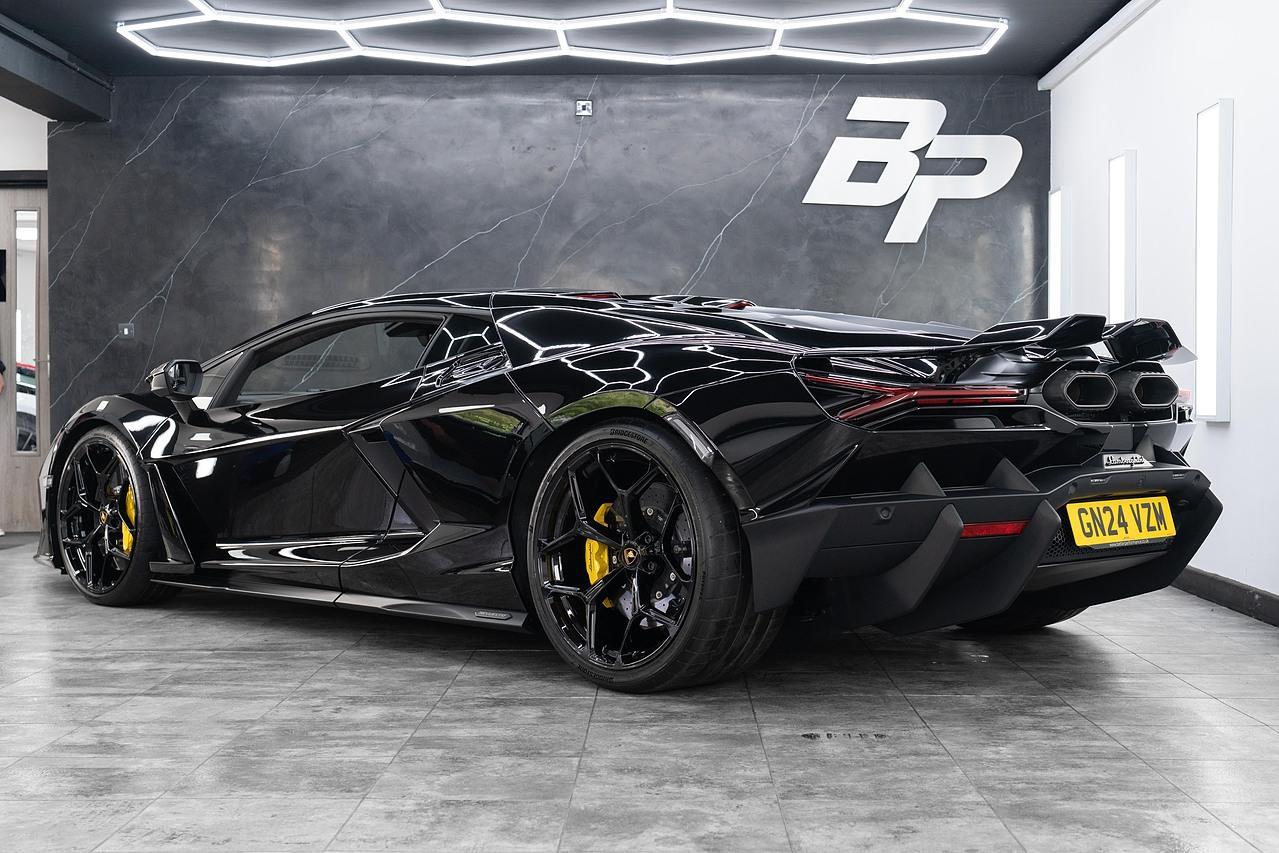 Lamborghini Revuelto 6.5 V12 HPEV 3.8kWh Coupe 2dr Petrol Plug-in Hybrid AMT 4WD Euro 6 (1015 ps)