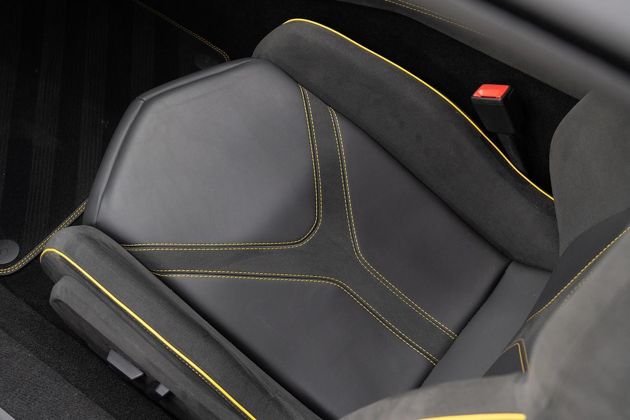 Lamborghini Revuelto 6.5 V12 HPEV 3.8kWh Coupe 2dr Petrol Plug-in Hybrid AMT 4WD Euro 6 (1015 ps)