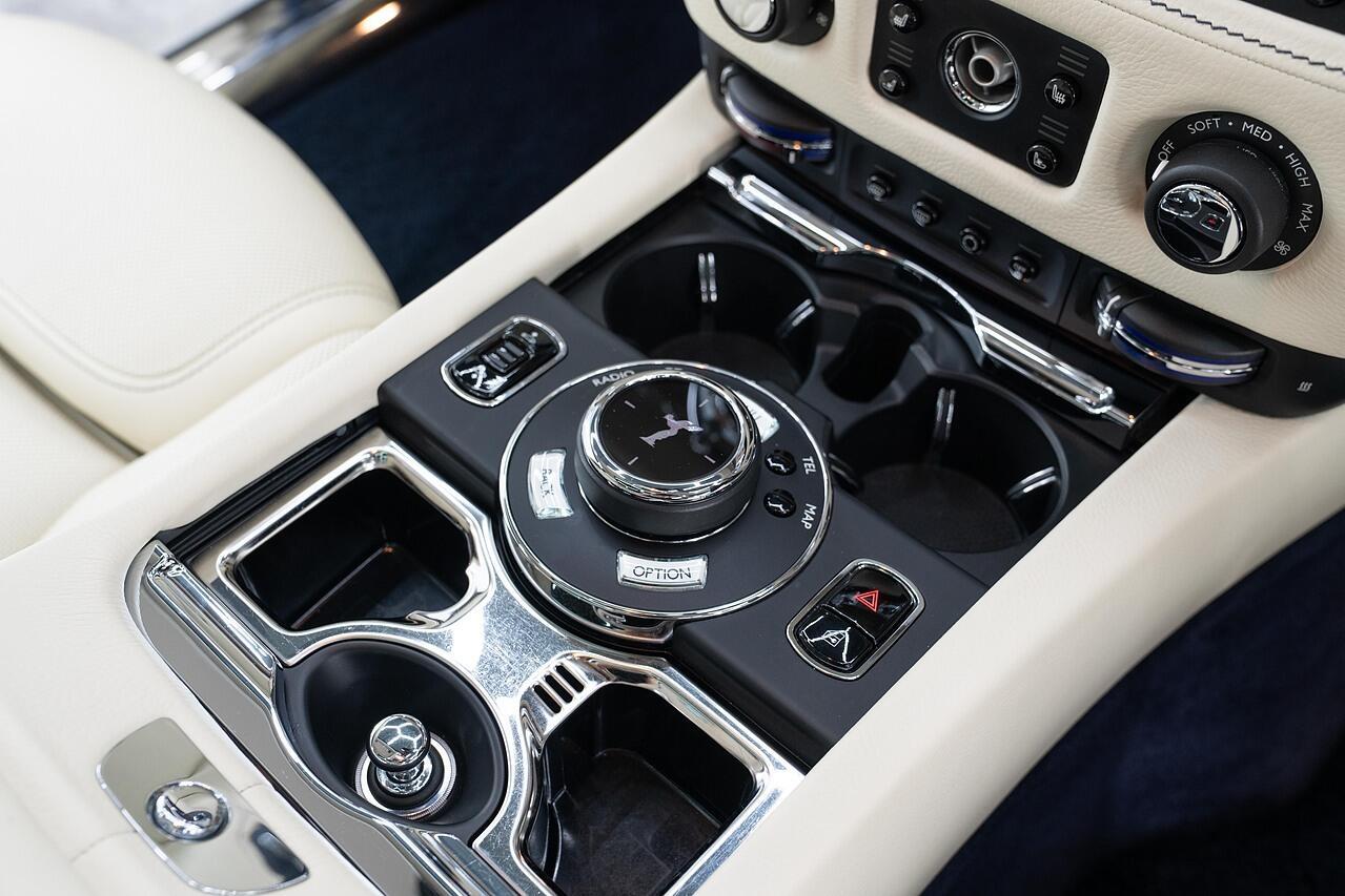 Rolls-Royce Ghost 6.6 V12 Saloon 4dr Petrol Auto Euro 6 (563 bhp)