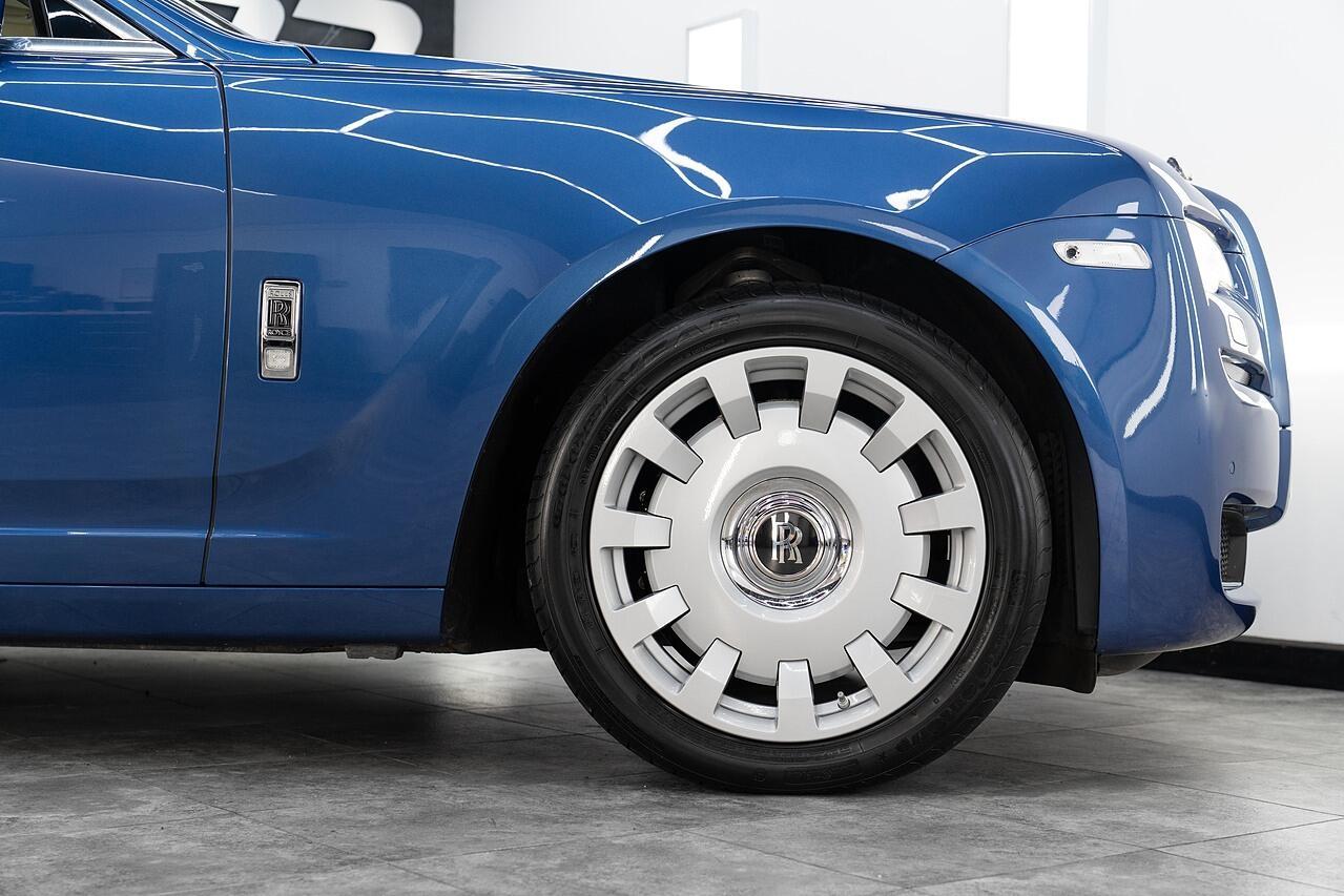 Rolls-Royce Ghost 6.6 V12 Saloon 4dr Petrol Auto Euro 6 (563 bhp)