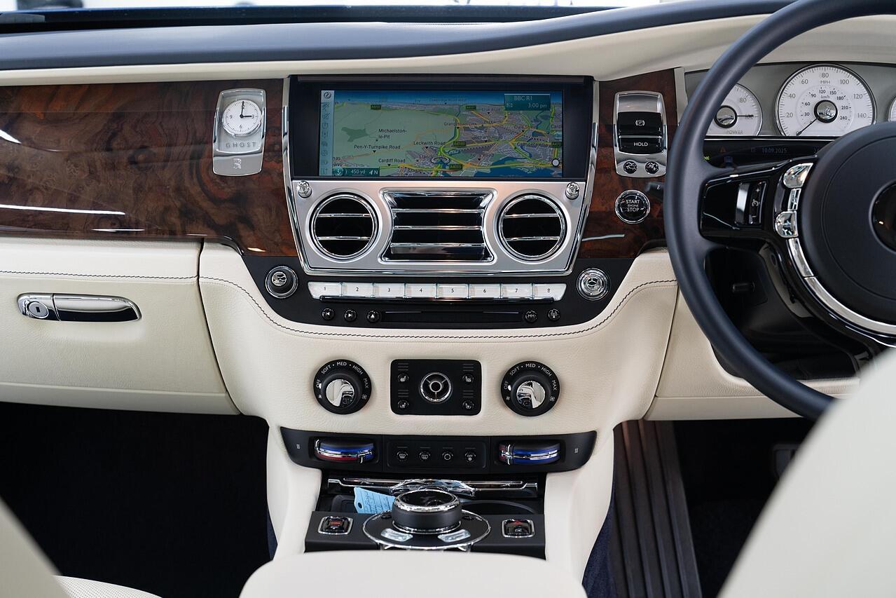 Rolls-Royce Ghost 6.6 V12 Saloon 4dr Petrol Auto Euro 6 (563 bhp)