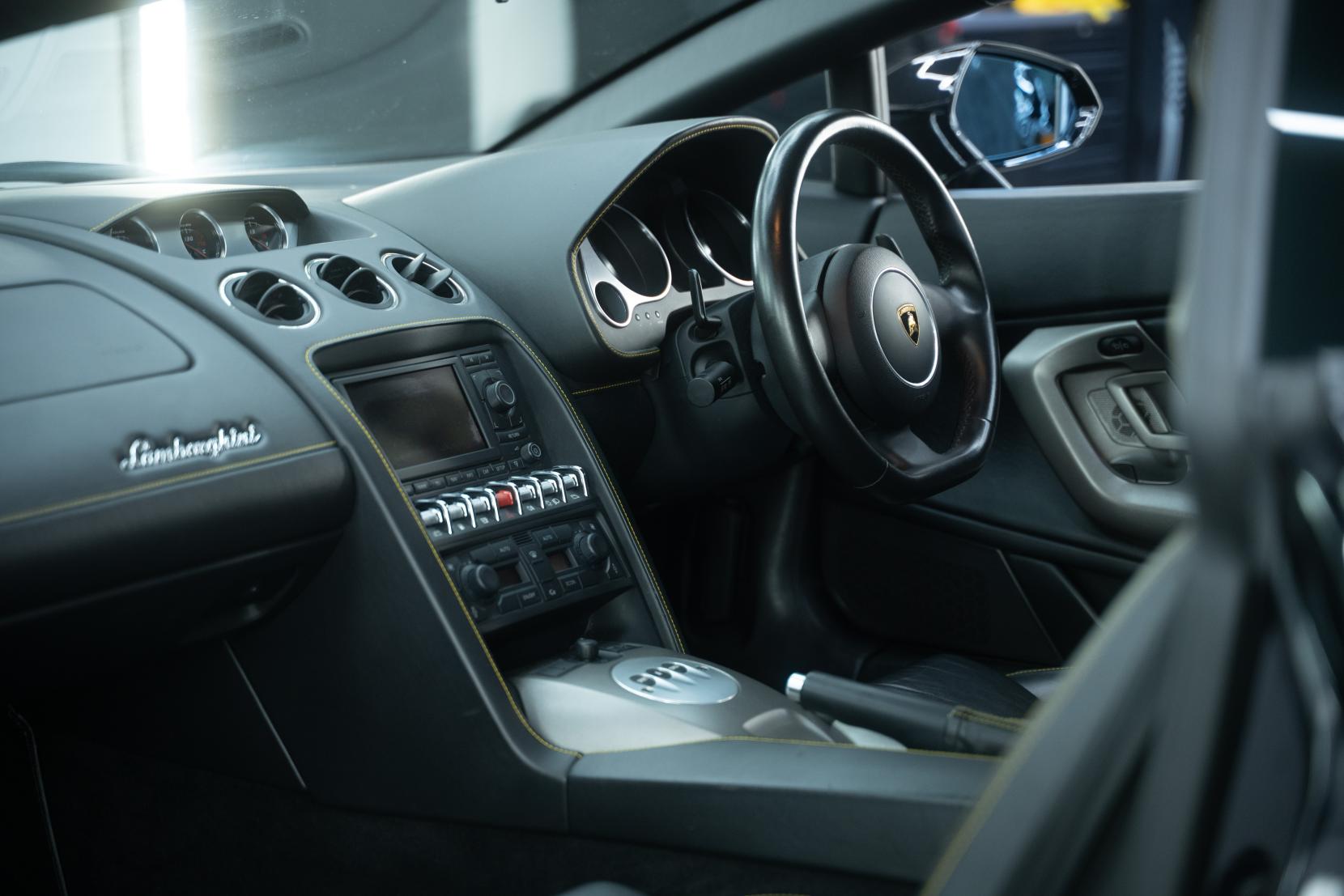 Lamborghini Gallardo 5.2 V10 LP 550-2 Coupe 2dr Petrol EGear Euro 5 (550 ps)