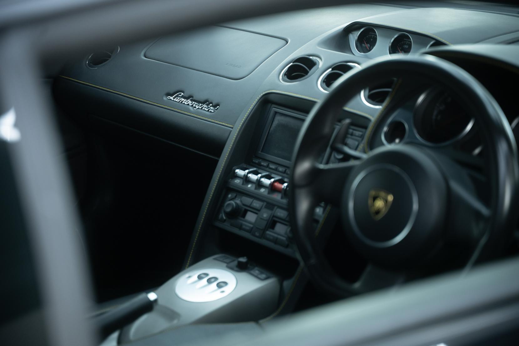 Lamborghini Gallardo 5.2 V10 LP 550-2 Coupe 2dr Petrol EGear Euro 5 (550 ps)