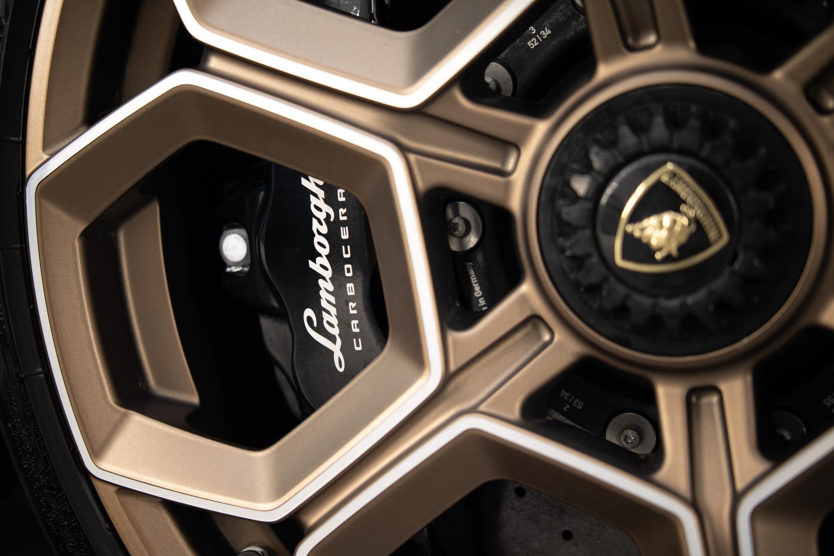 Lamborghini Huracan 5.2 V10 LP 640-2 Tecnica Coupe 2dr Petrol LDF Euro 6 (s/s) (640 ps)