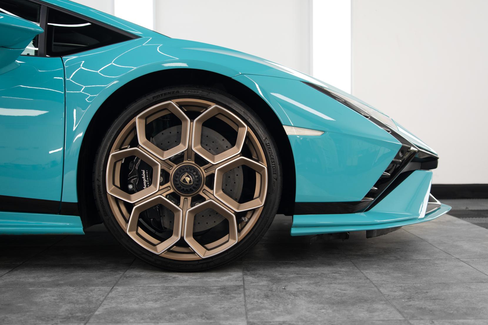 Lamborghini Huracan 5.2 V10 LP 640-2 Tecnica Coupe 2dr Petrol LDF Euro 6 (s/s) (640 ps)