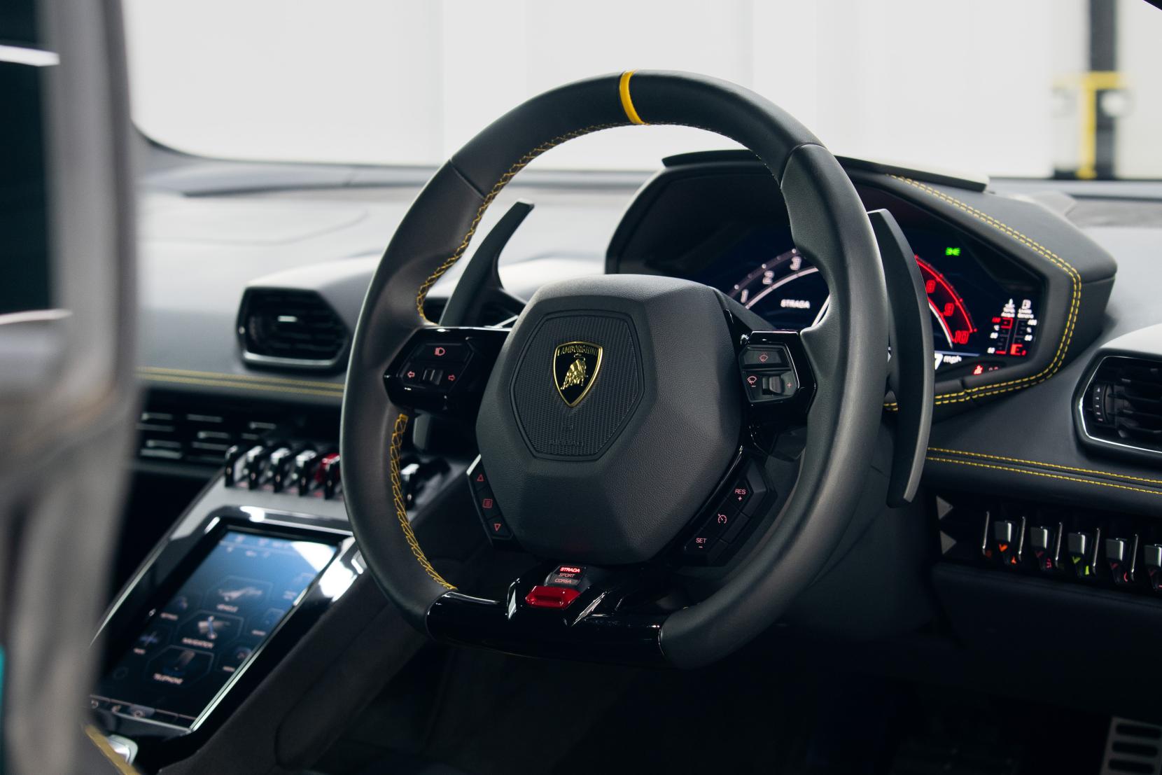 Lamborghini Huracan 5.2 V10 LP 640-2 Tecnica Coupe 2dr Petrol LDF Euro 6 (s/s) (640 ps)