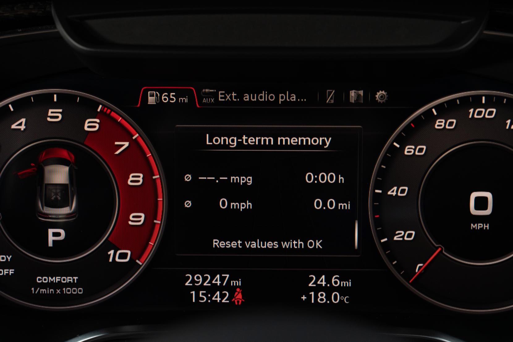 Audi R8 5.2 FSI V10 Performance Carbon Black Coupe 2dr Petrol S Tronic quattro Euro 6 (s/s) (620 ps)