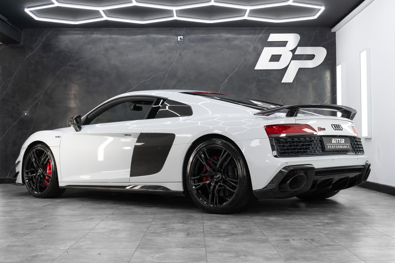Audi R8 5.2 FSI V10 Performance Carbon Black Coupe 2dr Petrol S Tronic quattro Euro 6 (s/s) (620 ps)
