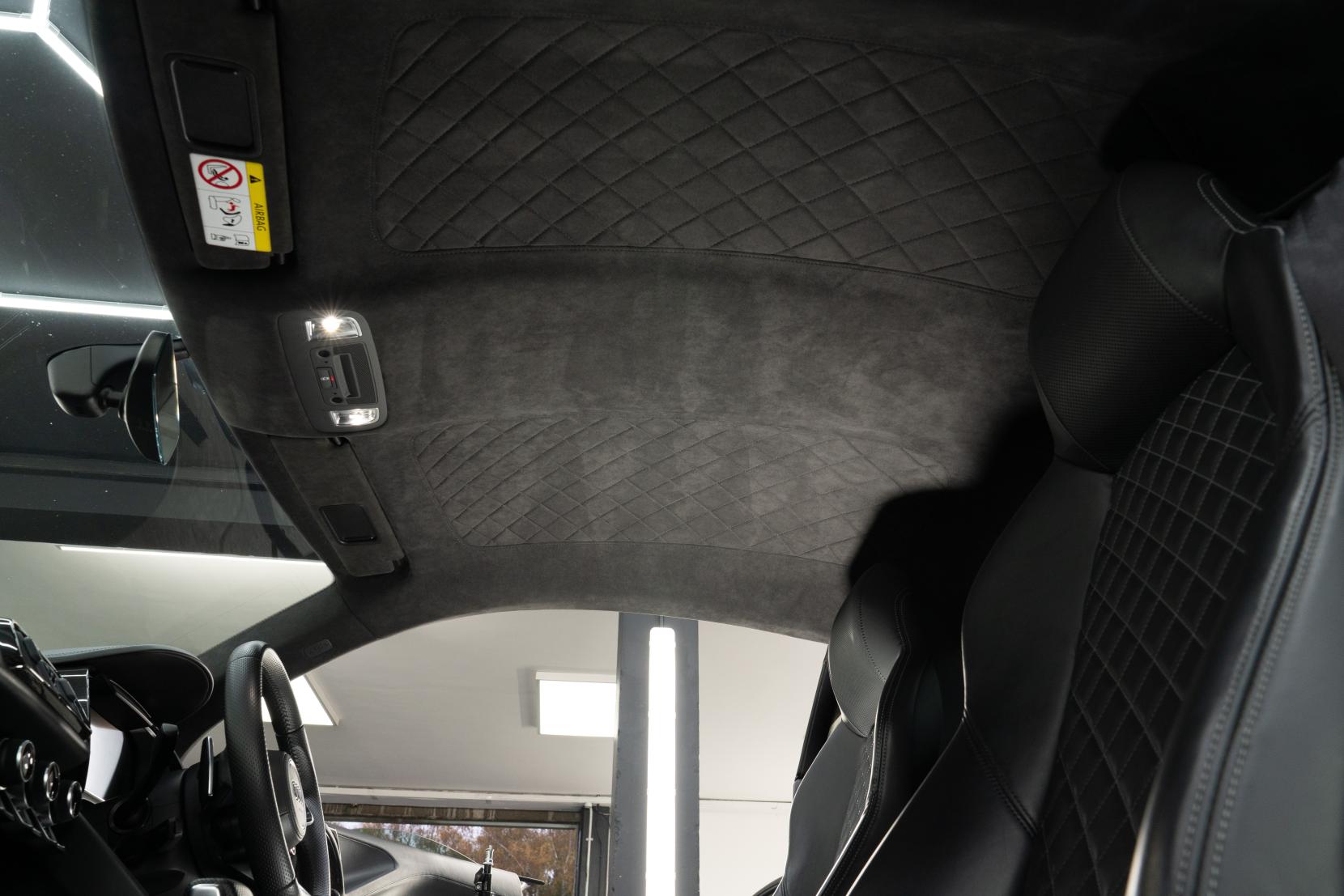 Audi R8 5.2 FSI V10 Performance Carbon Black Coupe 2dr Petrol S Tronic quattro Euro 6 (s/s) (620 ps)