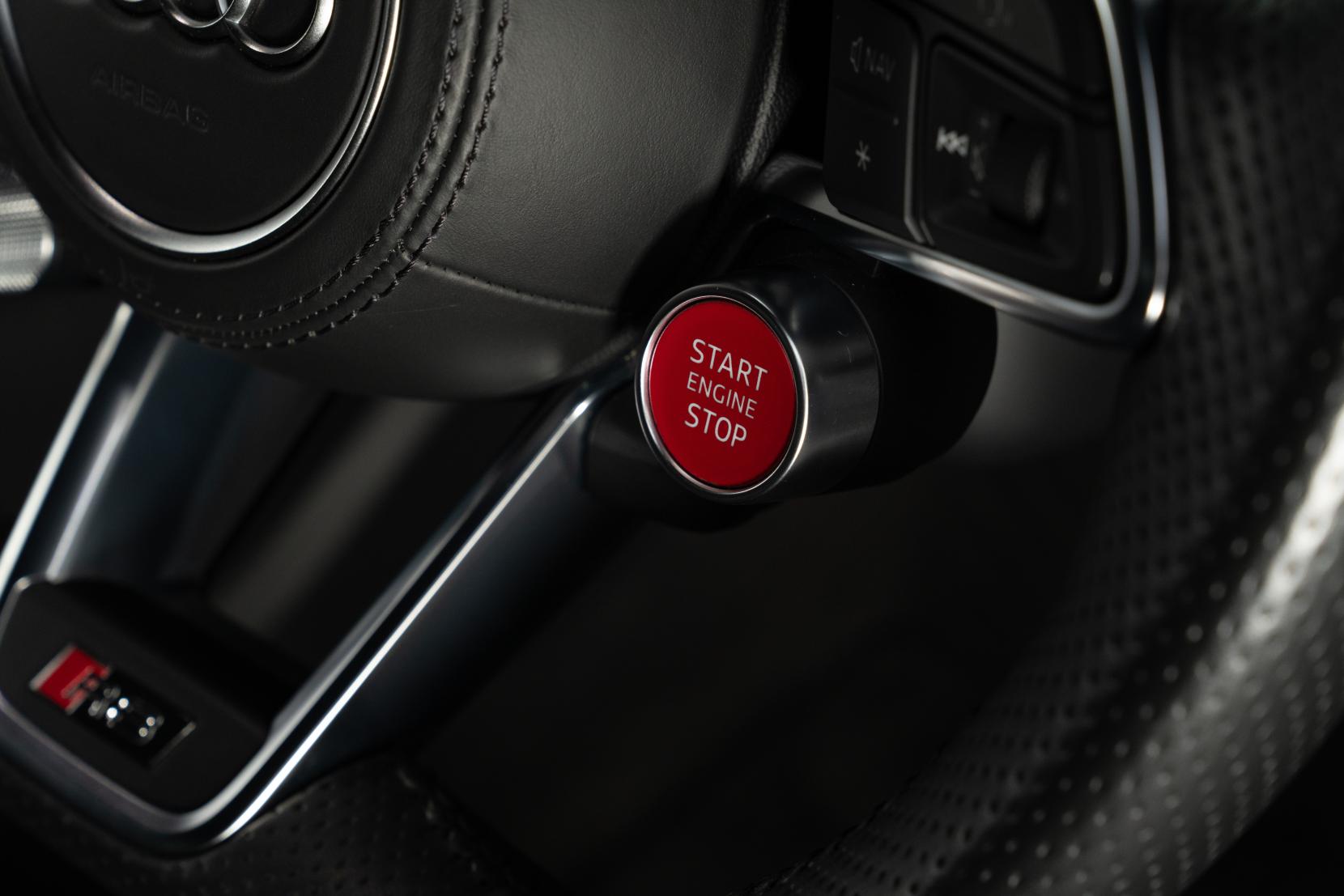 Audi R8 5.2 FSI V10 Performance Carbon Black Coupe 2dr Petrol S Tronic quattro Euro 6 (s/s) (620 ps)