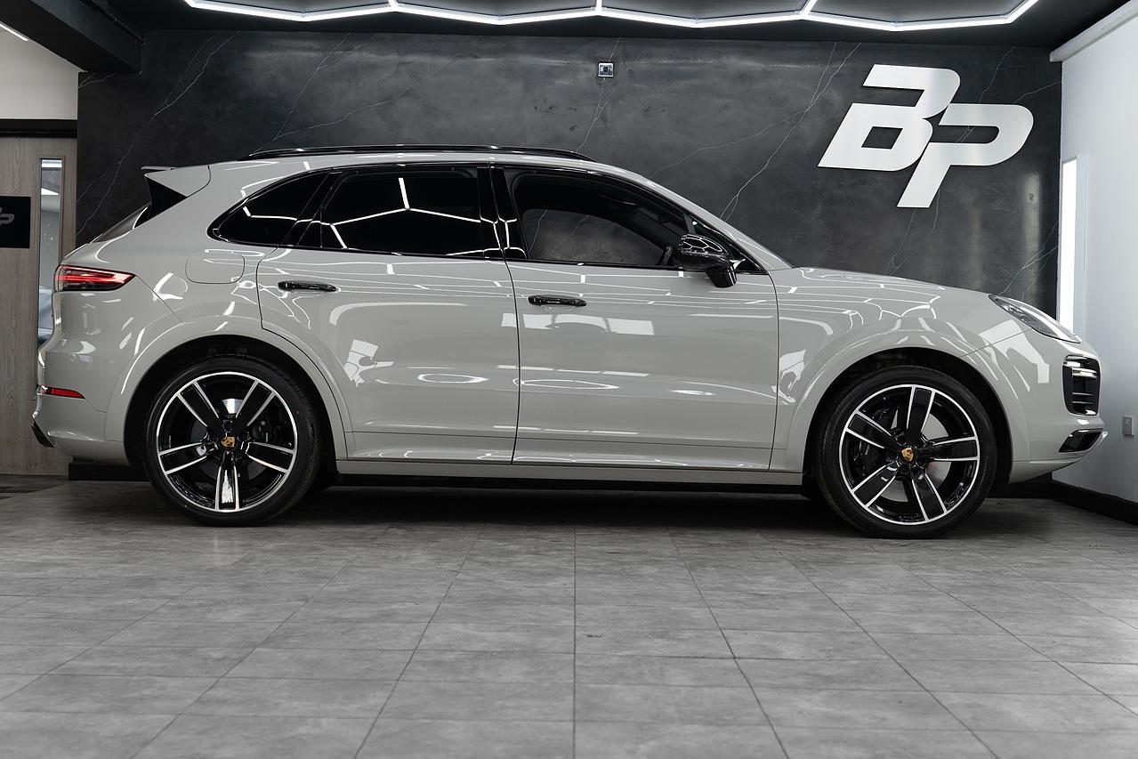Porsche Cayenne 4.0T V8 GPF Turbo SUV 5dr Petrol TiptronicS 4WD Euro 6 (s/s) (550 ps)