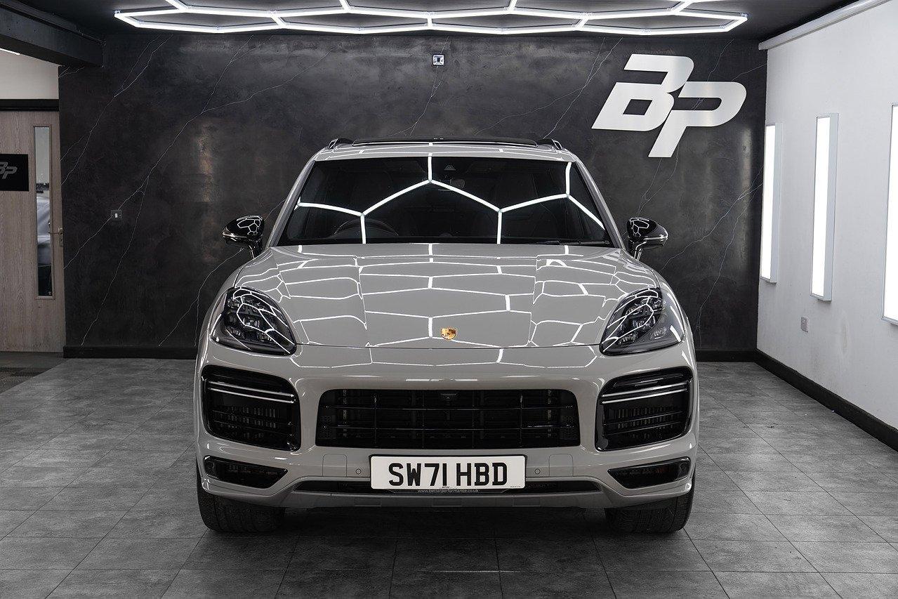 Porsche Cayenne 4.0T V8 GPF Turbo SUV 5dr Petrol TiptronicS 4WD Euro 6 (s/s) (550 ps)
