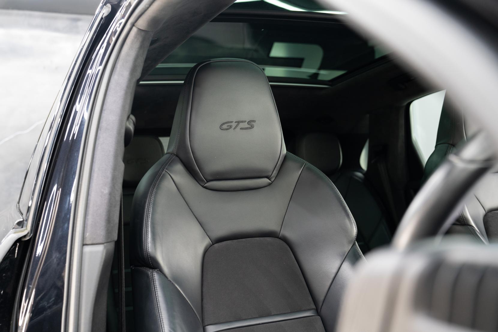 Porsche Cayenne 4.0T V8 GTS SUV 5dr Petrol TiptronicS 4WD Euro 6 (s/s) (460 ps)