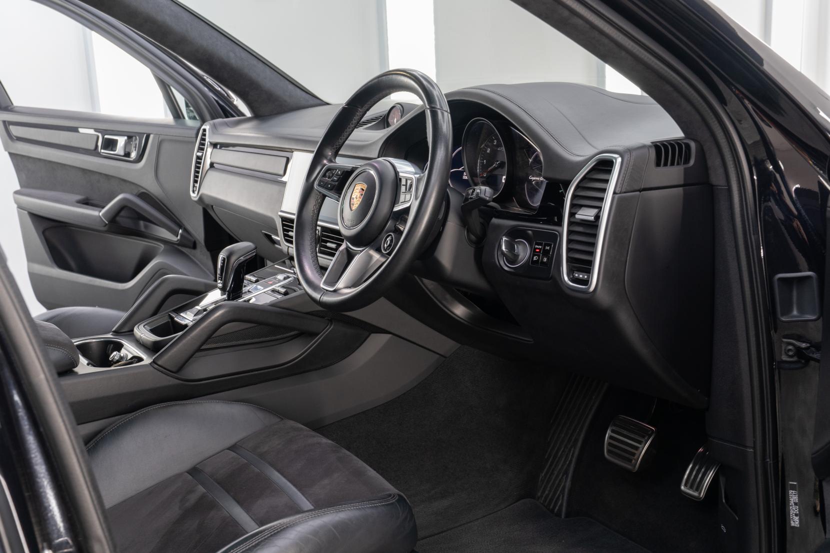 Porsche Cayenne 4.0T V8 GTS SUV 5dr Petrol TiptronicS 4WD Euro 6 (s/s) (460 ps)