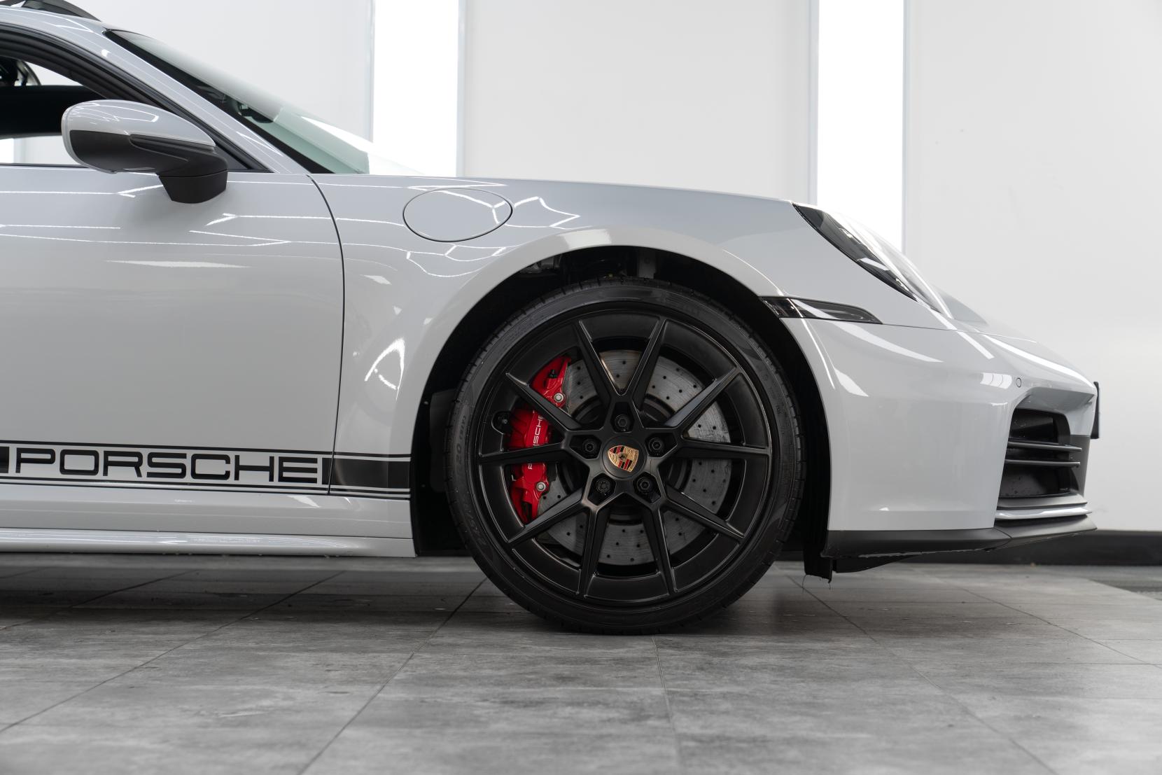 Porsche 911 3.0T 992 Carrera S Coupe 2dr Petrol PDK Euro 6 (s/s) (480 ps)