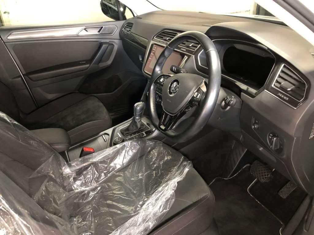 Volkswagen ﾃｨｸﾞｱﾝ TDI 4ﾓｰｼｮﾝ ﾊｲﾗｲﾝ 4WD