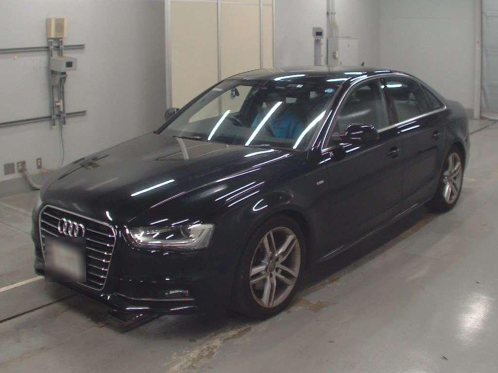 Audi A4 2.0TFSI DYNAMIC LINE