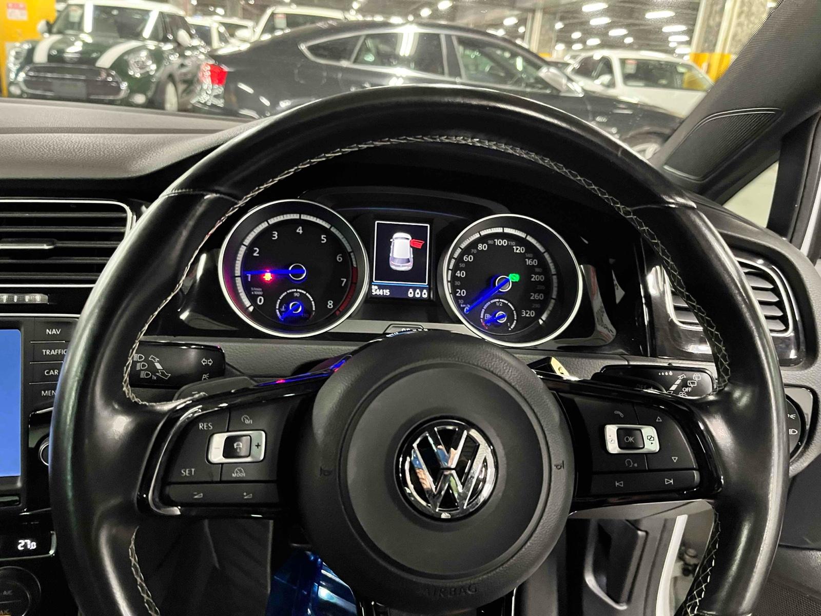 Volkswagen GOLF R 2.0