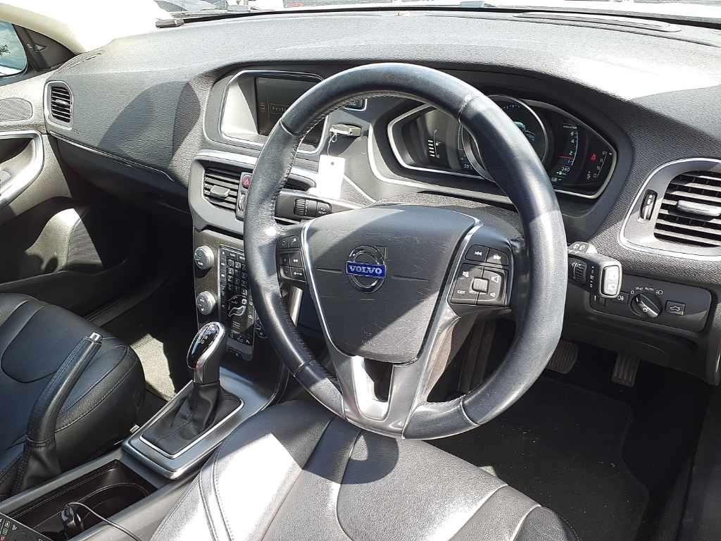 Volvo V40 T4 SE