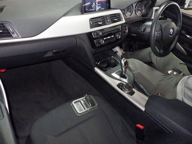 BMW 3 Series 4d 320D