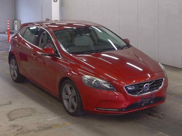 Volvo V40 T4