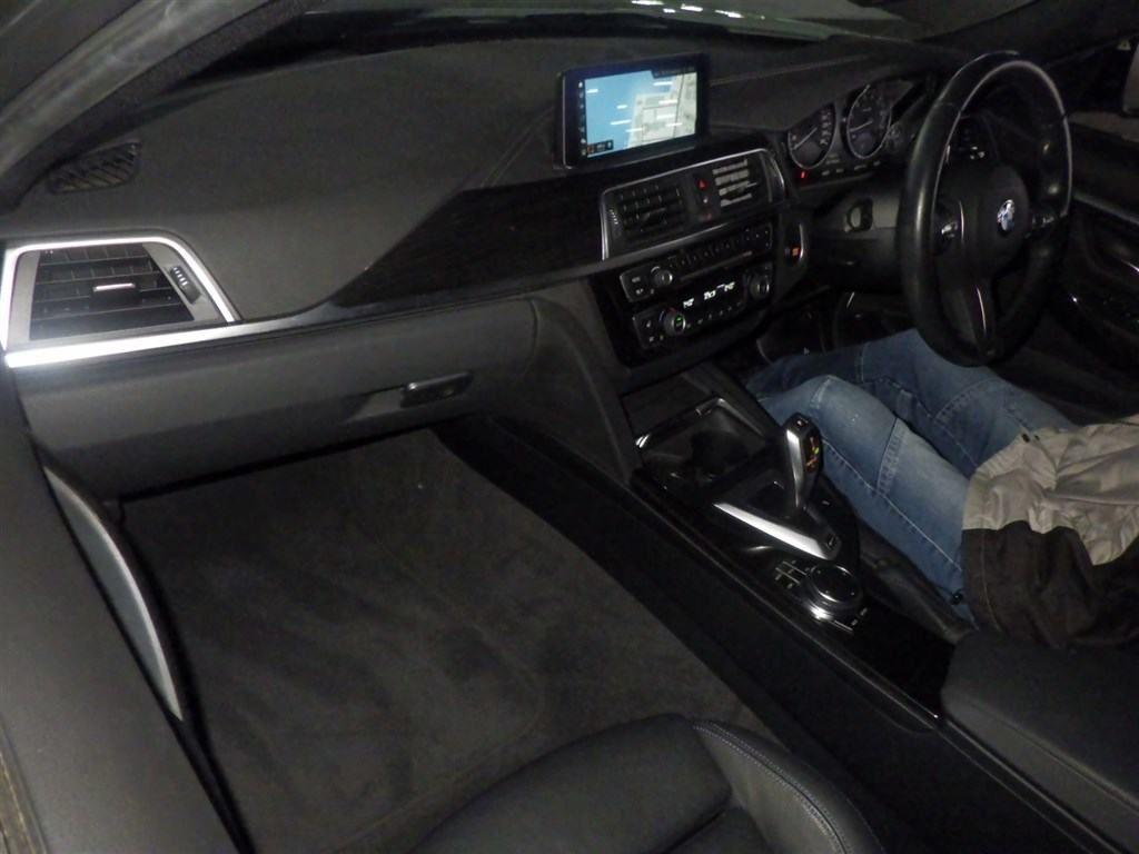 BMW 330E M SPORT I PERFORMANCE