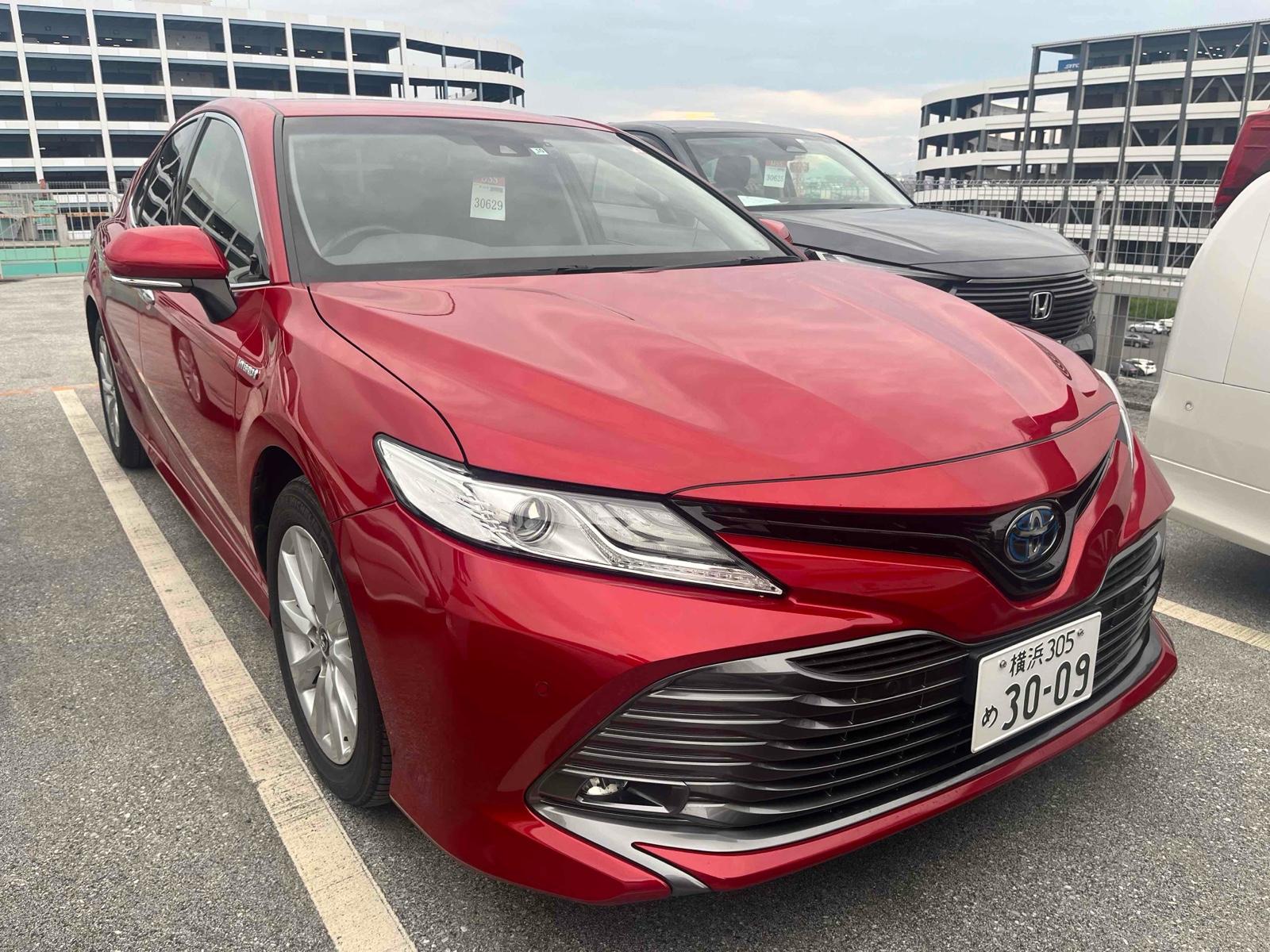 Toyota Camry 4D G