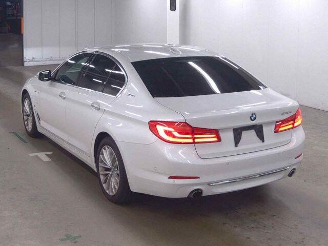 BMW 5 Series 530E RUG JIIPAF