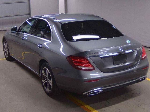 Mercedes-Benz E-class 4d E220D AVANTGARDE