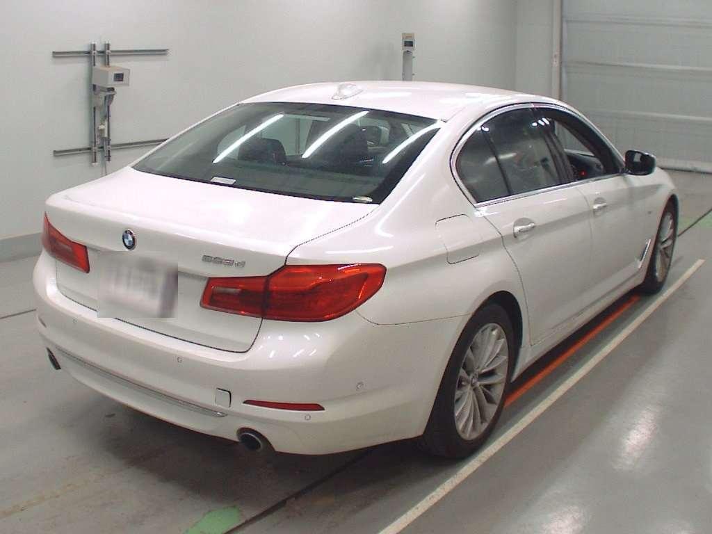 BMW 5 Series 523d Luxury